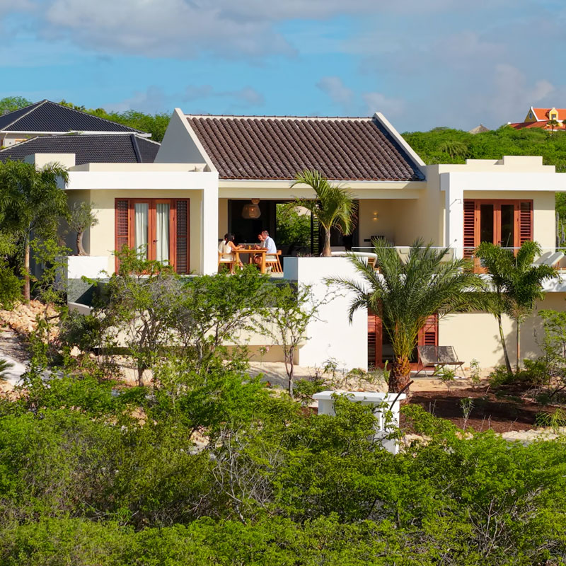 La Vie Coral Estate